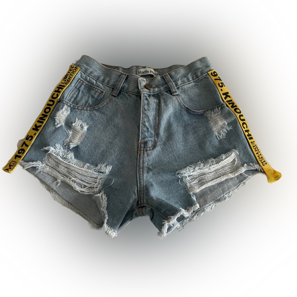Hachi Women’s Ripped Asymmetric Hem Denim Shorts Color:Blue Size:M